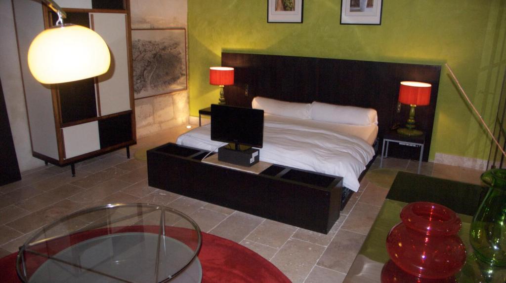 Hotel Saint Trophime Arles Quarto foto