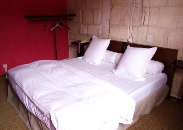 Hotel Saint Trophime Arles Exterior foto